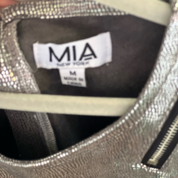 Mia New York dress - Picture 2 of 2